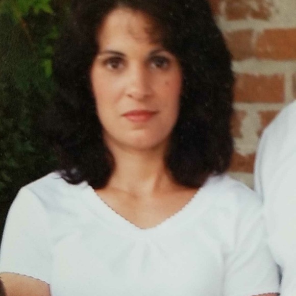 Meet your Posher, Dayna - Picture 1 of 1